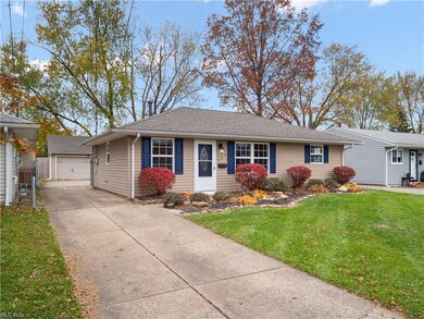 338 Gayle Dr, Sheffield Lake, OH 44054 - photo 2