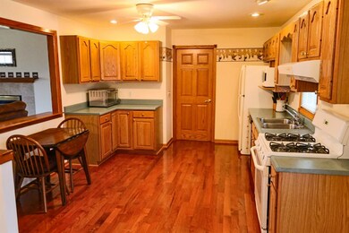 3135 Rosewood Blvd, Knox, IN 46534 - photo 4