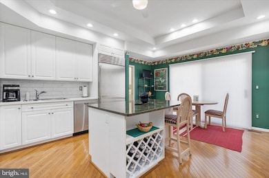 11 Stone Gate Ct, Pikesville, MD 21208 - photo 6