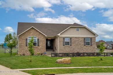 158 Aspen Green Ct, Mount Washington, KY 40047 - photo 2
