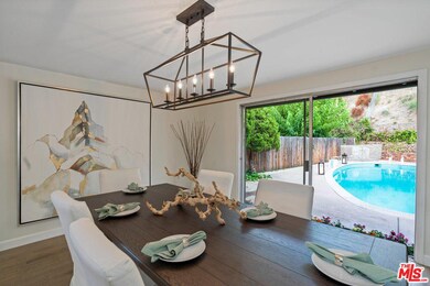 1128 Sweetbriar Dr, Glendale, CA 91206 - photo 7