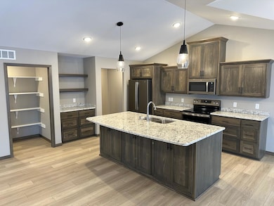 1917 68th Ave N, St. Cloud, MN 56303 - photo 5