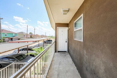 2601 Lomas Del Sur unit 203, Laredo, TX 78046 - photo 4