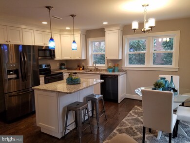 6968 Fairfax Dr, Arlington, VA 22213 - photo 6