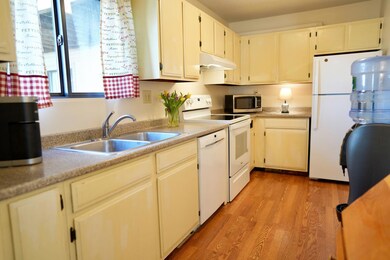 Kitchen 3