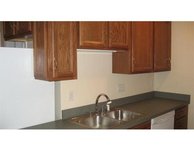 52 Hilton Ave unit 2, Worcester, MA 01604 - photo 6