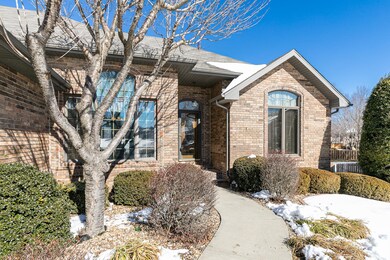 1011 E Turnbridge CIR