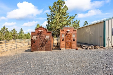 13439 SE Cayuse Rd, Prineville, OR 97754 - photo 2