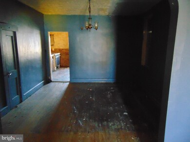 205 Eutaw Ave, Camden, NJ 08105 - photo 6