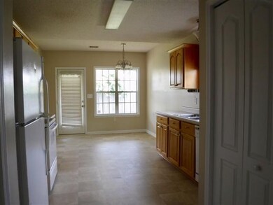 104 Tug Ct, Warner Robins, GA 31088 - photo 3