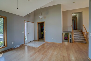 1117 Lincoln Rd, Oregon, WI 53575 - photo 5