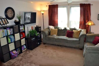 418 Justice Ln, Morrisville, PA 19067 - photo 3