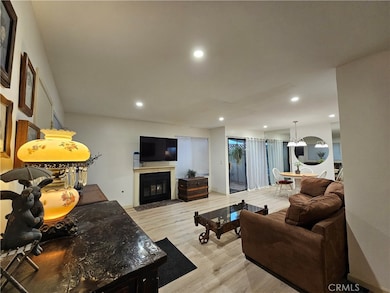 6509 Twin Circle Ln unit 7, Simi Valley, CA 93063 - photo 3