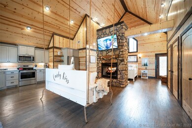 367 Red Berry Trail, Broken Bow, OK 74728 - photo 7