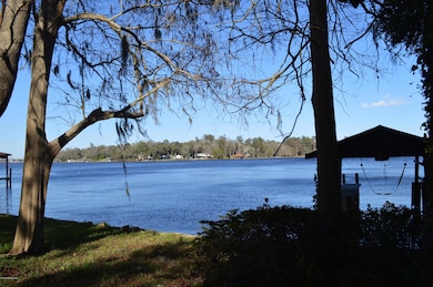 4537 Ortega Farms Cir, Jacksonville, FL 32210 - photo 2