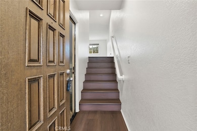 29623 Strawberry Hill Dr unit 1, Agoura Hills, CA 91301 - photo 3