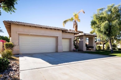 40741 Avenida Solana, Palm Desert, CA 92260 - photo 3