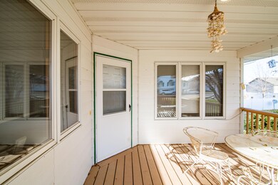 Front Entrance Maintenance Free Deck