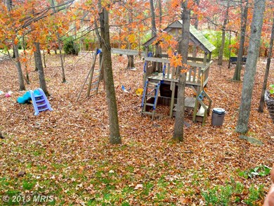 26175 Glasgow Dr, Chantilly, VA 20152 - photo 7