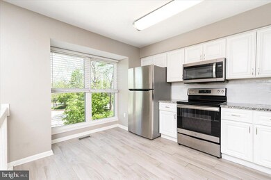 9595 Clocktower Ln, Columbia, MD 21046 - photo 5