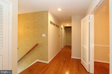 1014 Dalebrook Dr, Alexandria, VA 22308 - photo 6