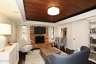 Family-Room3b