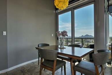 1 E Lexington Ave Unit 903-large-008-37-
