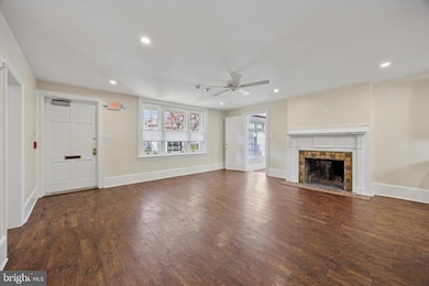 21 S Clinton St unit 1, Doylestown, PA 18901 - photo 7