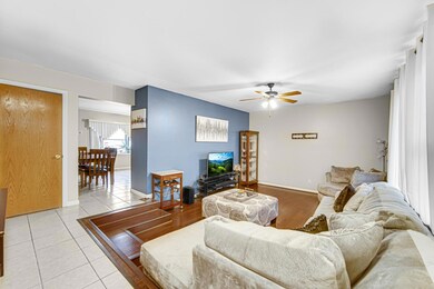 618 E Pine Place, Griffith, IN 46319 - photo 7