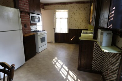 1258 Carlton Ave NE, Grand Rapids, MI 49505 - photo 5