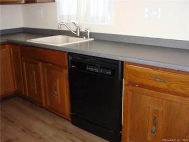 30 Thistle Down Ln, Naugatuck, CT 06770 - photo 7