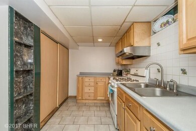 4112 E 10th St, Des Moines, IA 50313 - photo 4