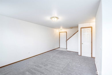 808 13th St SE unit E, Puyallup, WA 98372 - photo 6