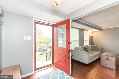 9127 Satyr Hill Rd, Parkville, MD 21234 - photo 2