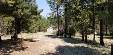 17436 Snow Goose Rd, Bend, OR 97707 - photo 2