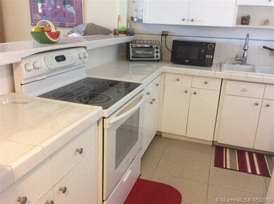 Byron Gardens Condominium unit 206, Miami Beach, FL 33141 - photo 4