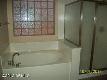 MASTER TUB
