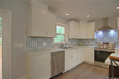 36 Fieldcrest Cir, Asheville, NC 28806 - photo 6