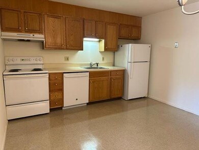 1414 N 21st St, Allentown, PA 18104 - photo 4