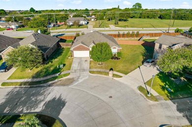 1207 Cedar Branch Dr, Wylie, TX 75098 - photo 2