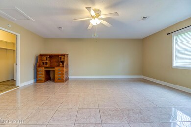 697 Eric Ct (21)