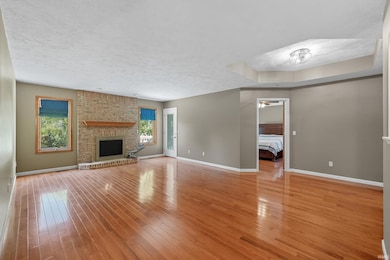 548 Frederick Crossing, Roanoke, IN 46783 - photo 5