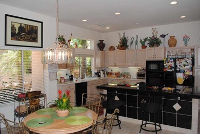 Kitchen / Breakfast Nook