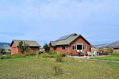 Home w Garage