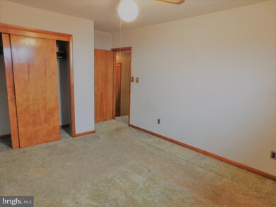 21 Snyder Ave, McAdoo, PA 18237 - photo 6