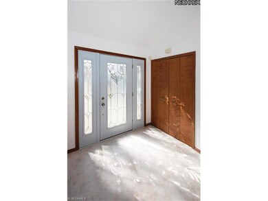 Stunning newer front door unit.