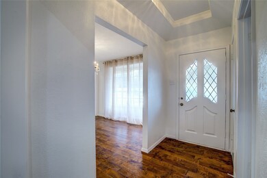 6142 E Lovers Ln, Dallas, TX 75214 - photo 2