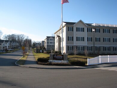 10 Sentinel Ct unit 105, Manchester, NH 03103 - photo 4