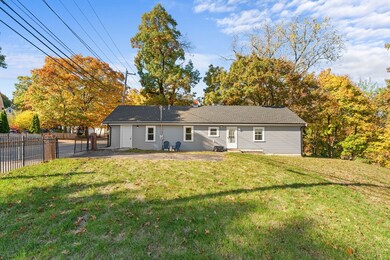 42 Palmer St, Quincy, MA 02169 - photo 3