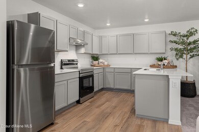 SEA_BlueSpruceMeadows_Pic_Ruby_Kitchen_4